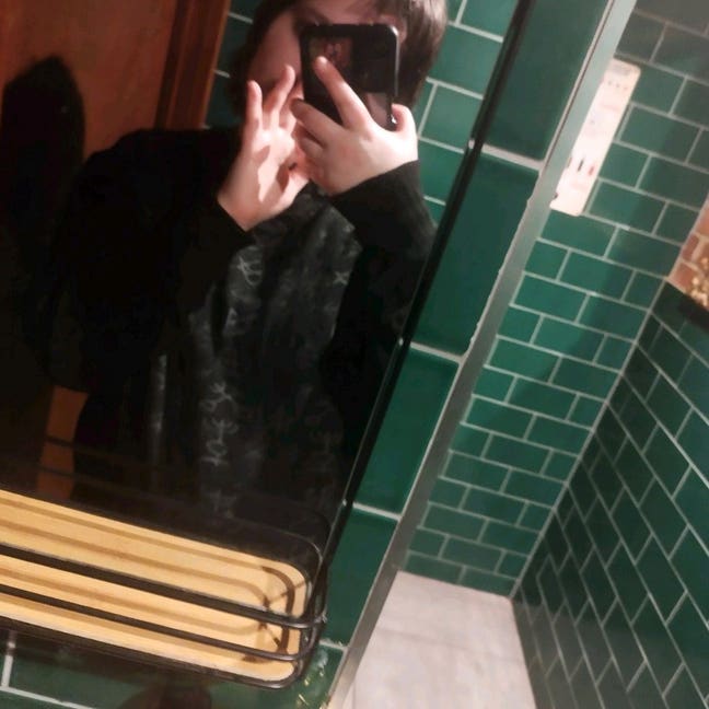 Looking for +1 for flat hunting 🏳️‍⚧️♿🏳️‍🌈 Main Photo