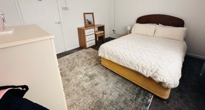 A happy welcoming home  Main Photo