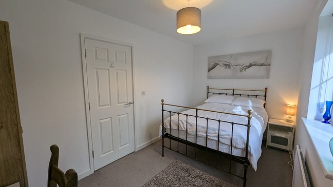 Lovely bedroom, new build. In a quiet area Main Photo