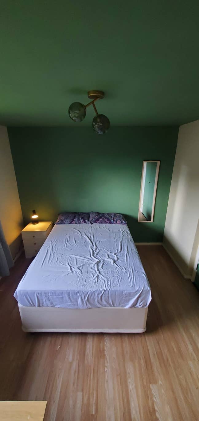 Roommate wanted 30+ Main Photo