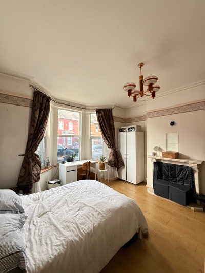 Double bedroom  Main Photo