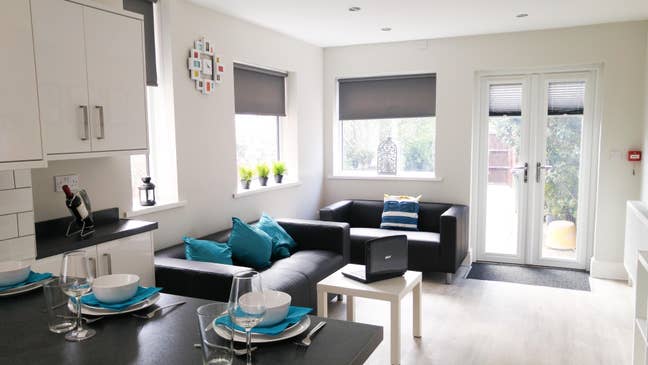 ✨Service, Style & Sophisticated Co-Living✨ Main Photo