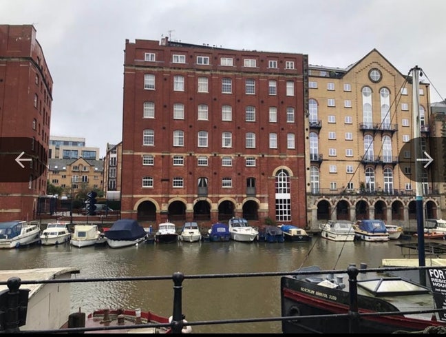 Harbourside flat with double room in Bristol  Main Photo