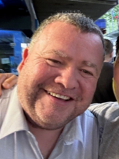 Quiet tidy professional looking for a house share Main Photo