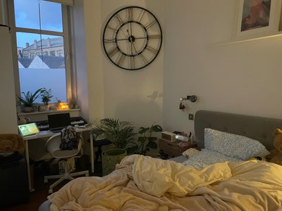 Bright Stylish Double Room in Tollcross Main Photo