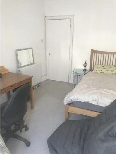 Double bedroom in the centre of Bath. Main Photo