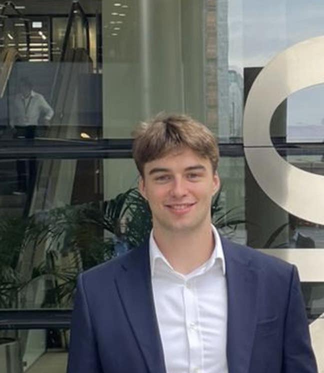 Summer stay near Canary Wharf Main Photo