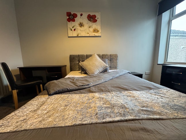 Double Room , near to Sidney Park Main Photo