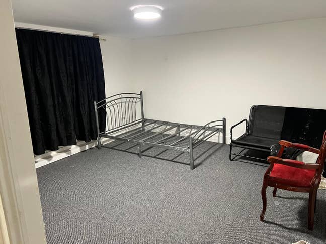 Kingsize Room - Ensuite (Basement) Main Photo