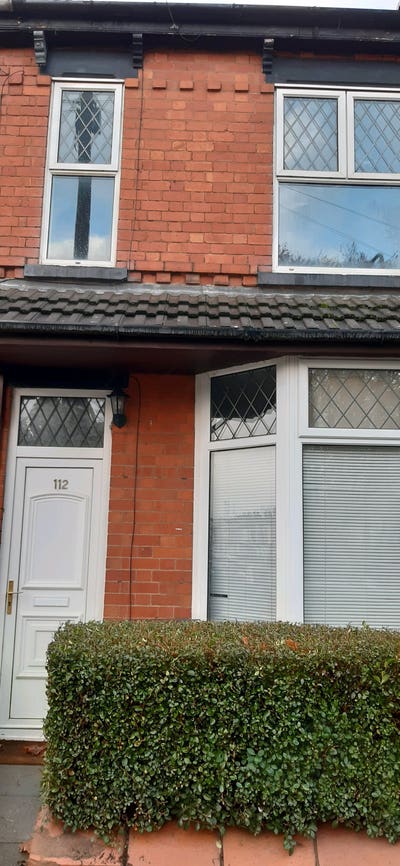 Cosy Home by New Cross Hospital, Large Kingsize Main Photo