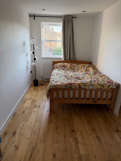 Weekdays Rent  Main Photo