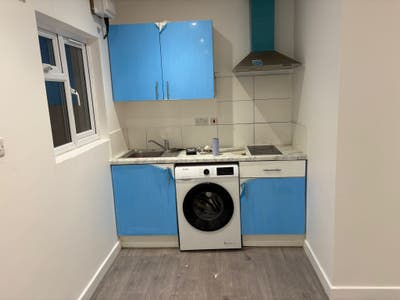 Studio flat Main Photo