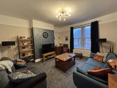 Furnished room(s) to rent in Low Fell Main Photo