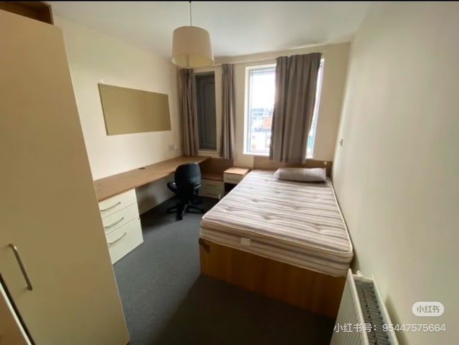 Moonraker Point Ensuite Summer Rental Available Main Photo