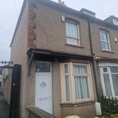 Ensuite Rooms to rent  Main Photo