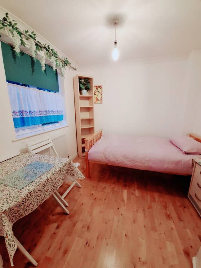  Single  rooms for rent  Main Photo