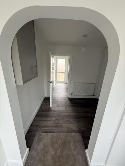 Large 3 bedroom family house  Main Photo