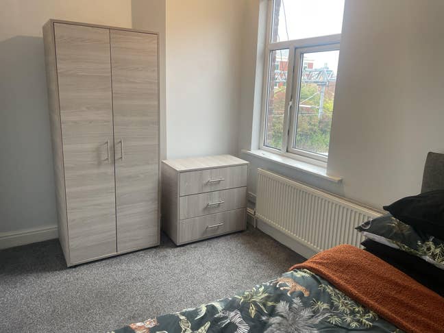  🦖  Double in quiet House Ashton  PR2  Main Photo