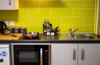 Xenia Students Deluxe Studio - Tenancy Takeover Main Photo