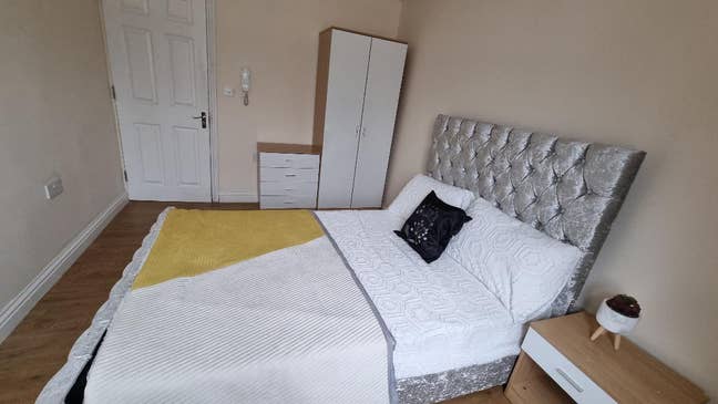 En-Suite Room Inclusive of Bills Main Photo