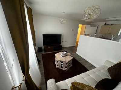 2 bedroom flat  Main Photo