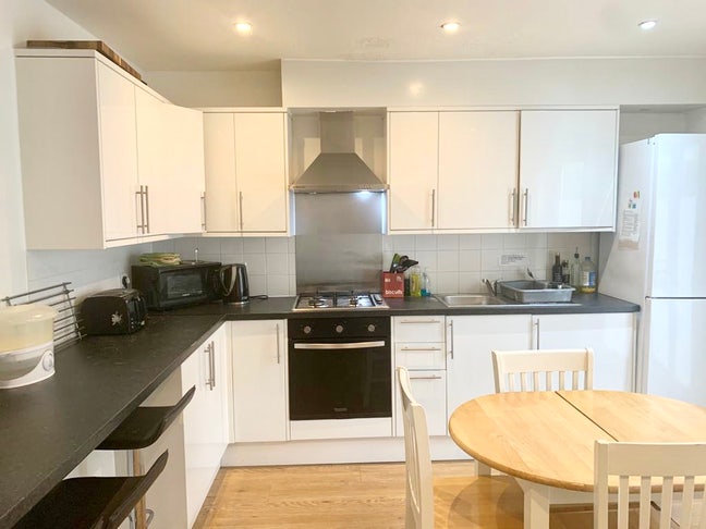 Need to save money? Nil deposit scheme available💷 Main Photo