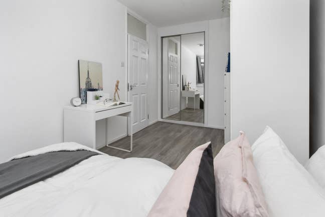 🌟Bright Large Room – Near Old Street Station🌟 Main Photo