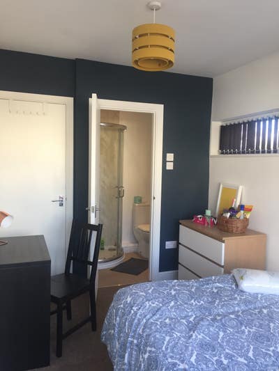  Ensuite Double Rooms!! Main Photo