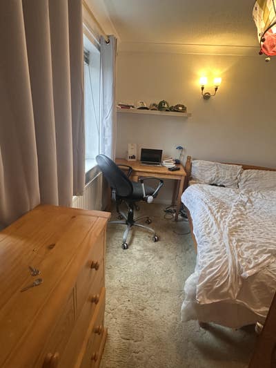 8 Chestnut Hills NR4-6NL Main Photo