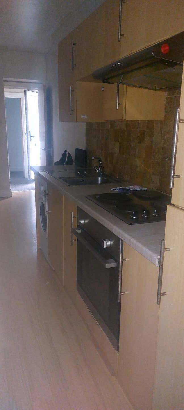 Cosy 1 bedroom ground floor flat to rent in CF24 Main Photo