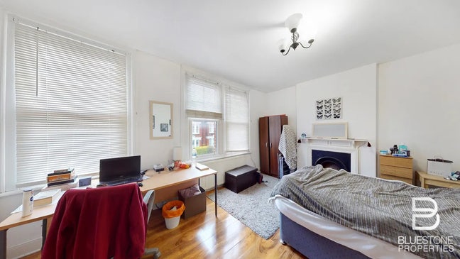 Balham -Large Double Room W/Garden. SW17 Main Photo