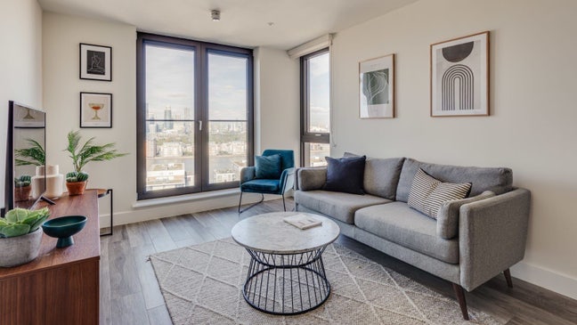 Luxury 1-Bed Flat in Hampstead (N2) Main Photo