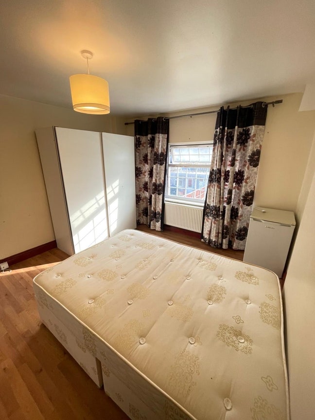 ✨ 🛏️ Double Room to Let in/ Neasden Main Photo