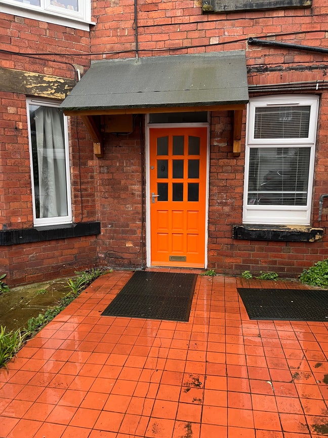 Large one bedroom flat.   Main Photo