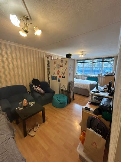 Room for LGBTQ and/or Women in Marylebone Main Photo