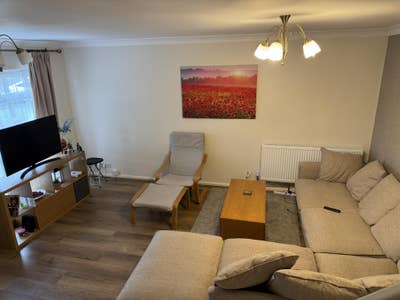  Room in modern Harbore house Main Photo