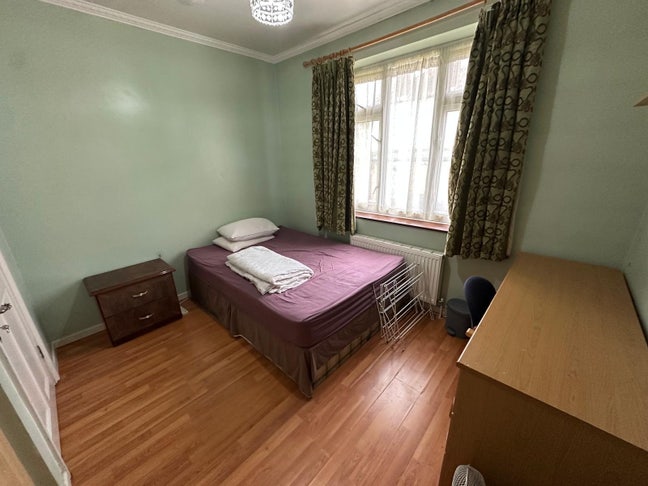 ✨ 🛏️ Double for Single Use/ Cricklewood  Main Photo