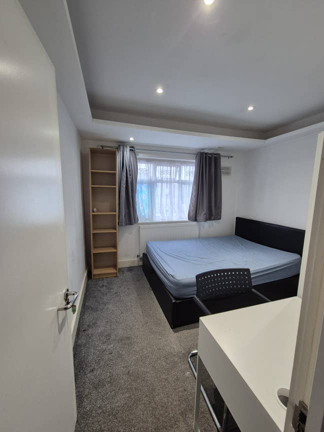 NEW Bright Double Room Edgware |ALL Bills Included Main Photo