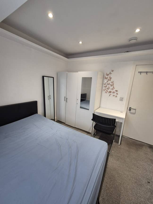 Newly REFURB house  - Bright Double Room Edgware Main Photo