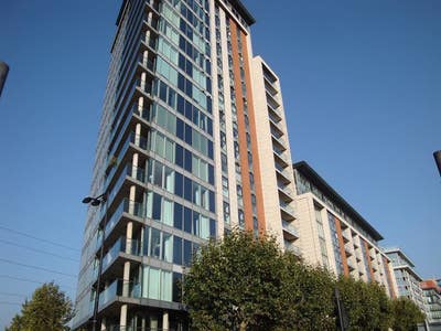 Gorgeous Double Room Close to Station Main Photo