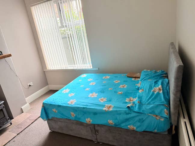 🏡 Two Very Large Rooms Available in (M6) Main Photo