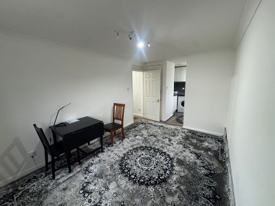 1 Bedroom Flat to Rent– Colindale, NW9  Main Photo