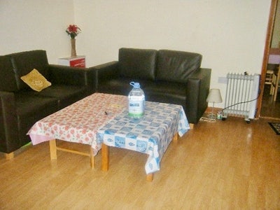 Lovely 1 bed, 1 mins to Hounslow Station Main Photo