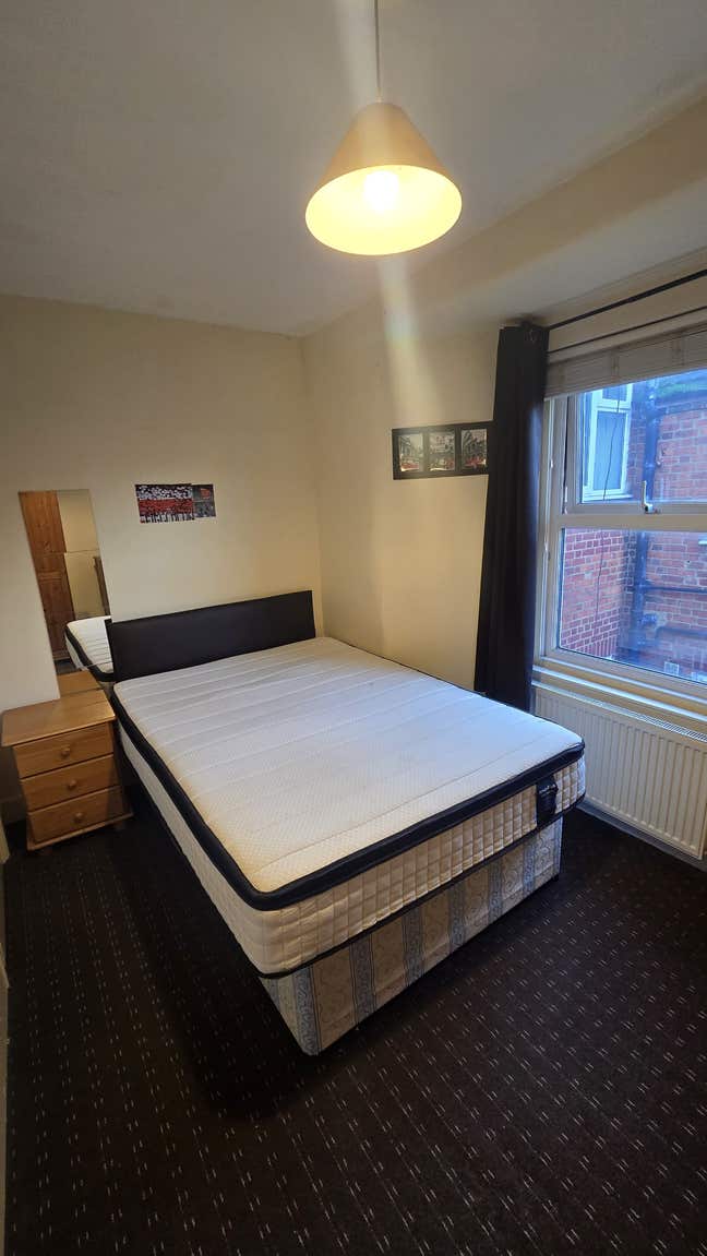 Lovely Double Room in a Friendly House/Dollis Hill Main Photo