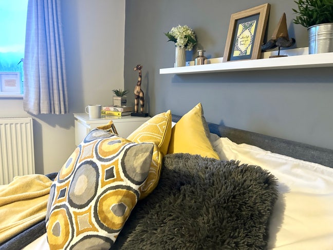 When You Know, You Know 💛🏡📦  Main Photo