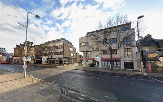 DSS - Studio Flat Available in Acton Ealing W7 Main Photo