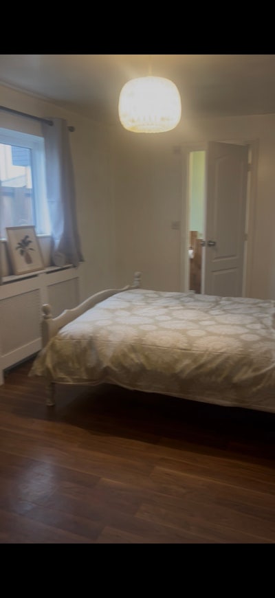 Double room with en-suite  Main Photo