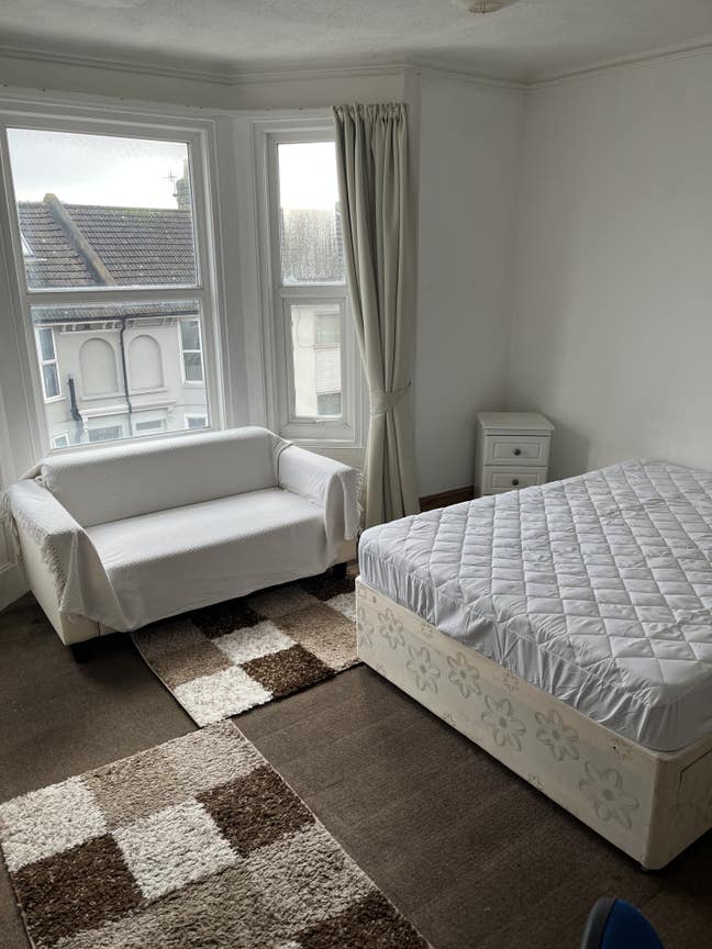 Friendly house share Main Photo