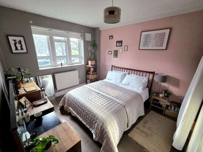 Lovely room for lovely girlypops in Peckham Main Photo