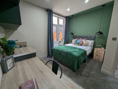 🔥 Studio Room – Last One Remaining Main Photo